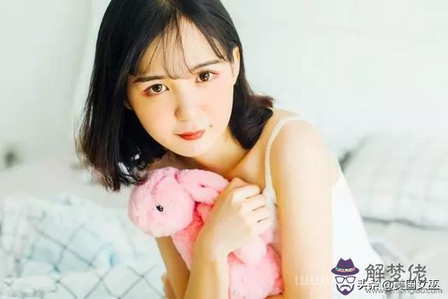 暗戀者最多的三大星座女，一生命苦的三大星座女