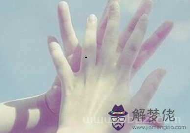 手背上有痣是不是好事 手背上有痣是不是好事