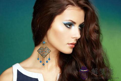 天蝎座一旦絕情的表現 天蝎女變心的形式