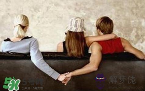 姜至鵬出軌 男人在什麼情況下容易出軌
