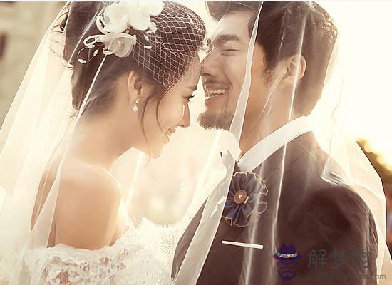 2020鼠年2月生肖屬鼠和生肖屬虎可以結婚嗎，合不合