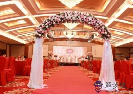2020鼠年生肖屬蛇和生肖屬狗結婚好不好,會相沖嗎