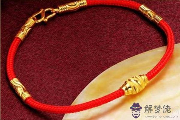 屬牛女生本命年送什麼  多種寓意為趨吉避兇的禮物都適合