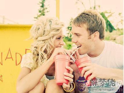 屬虎的男生如何面對戀人出軌,會有大打出手的沖動表現