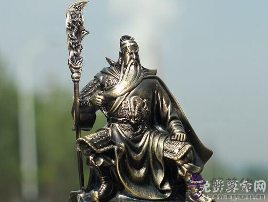 屬馬的本命年吉祥物能轉好運,最有效的吉祥物是本命佛