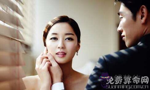 屬牛男生變心前的行為征兆,不再做有關情侶的事情