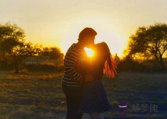 桑拓木命和沙中土命的結婚好嗎,是很幸福的一對