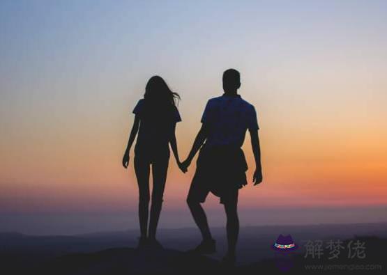 桑拓木命和天河水命的結婚好嗎,是大吉的一對