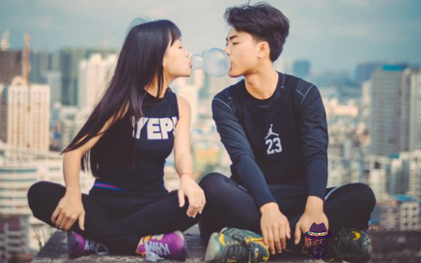 四象星座配對如何 同象星座通常更配