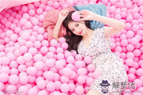 屬蛇射手座女生性格 第1张