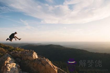 戊戌日哪個時辰生好？詳解戊戌日出生時辰 第1张