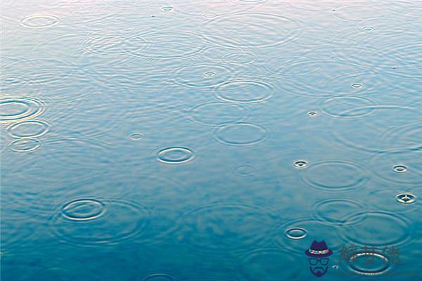 發夢夢到春雨是什麼意思