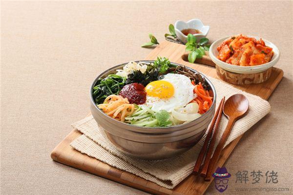 發夢夢到吃冷飯是什麼意思