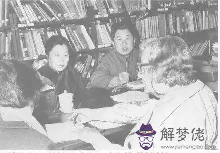 4、90年女與81年男婚配:女生屬馬的90年出生與81年出生屬雞的男生配嗎？