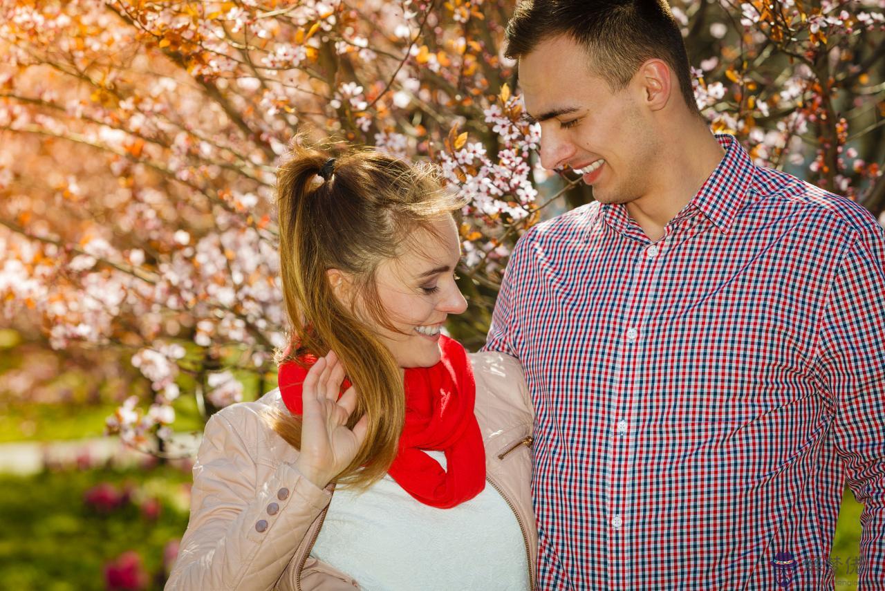 生辰八字測幾斤幾兩命 生辰八字查詢表查命運