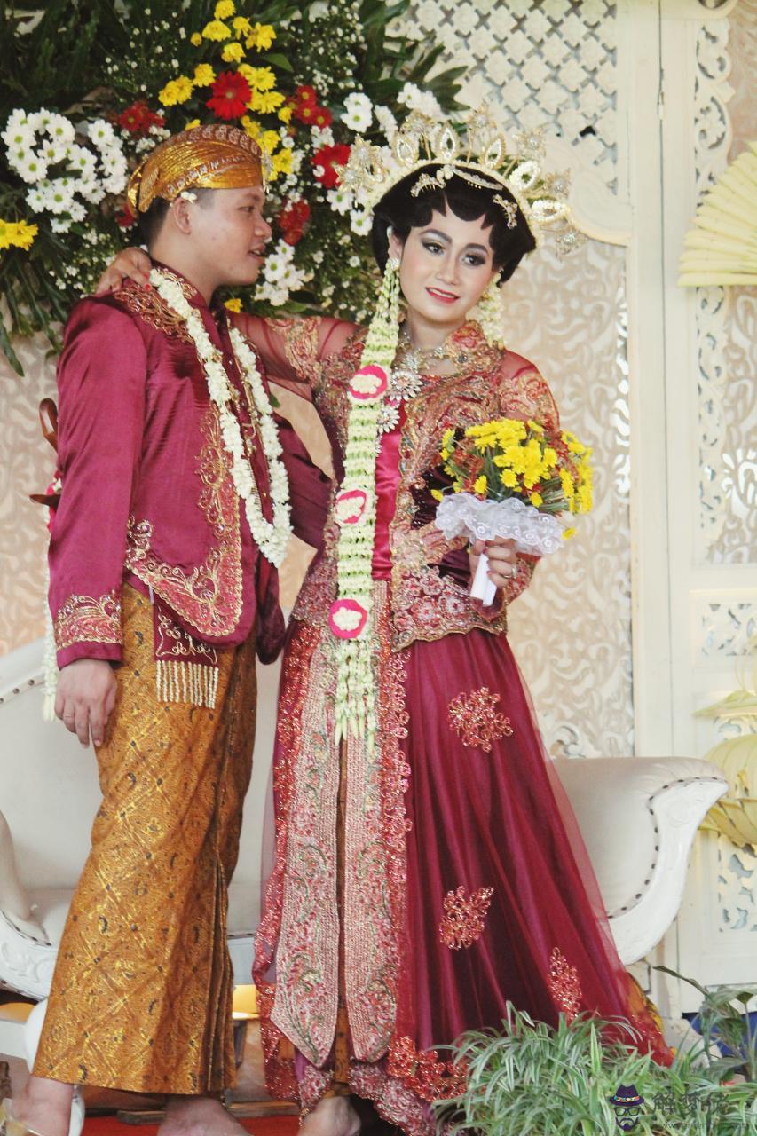 嫁娶擇吉日的正確方法 婚姻擇日的正確方法