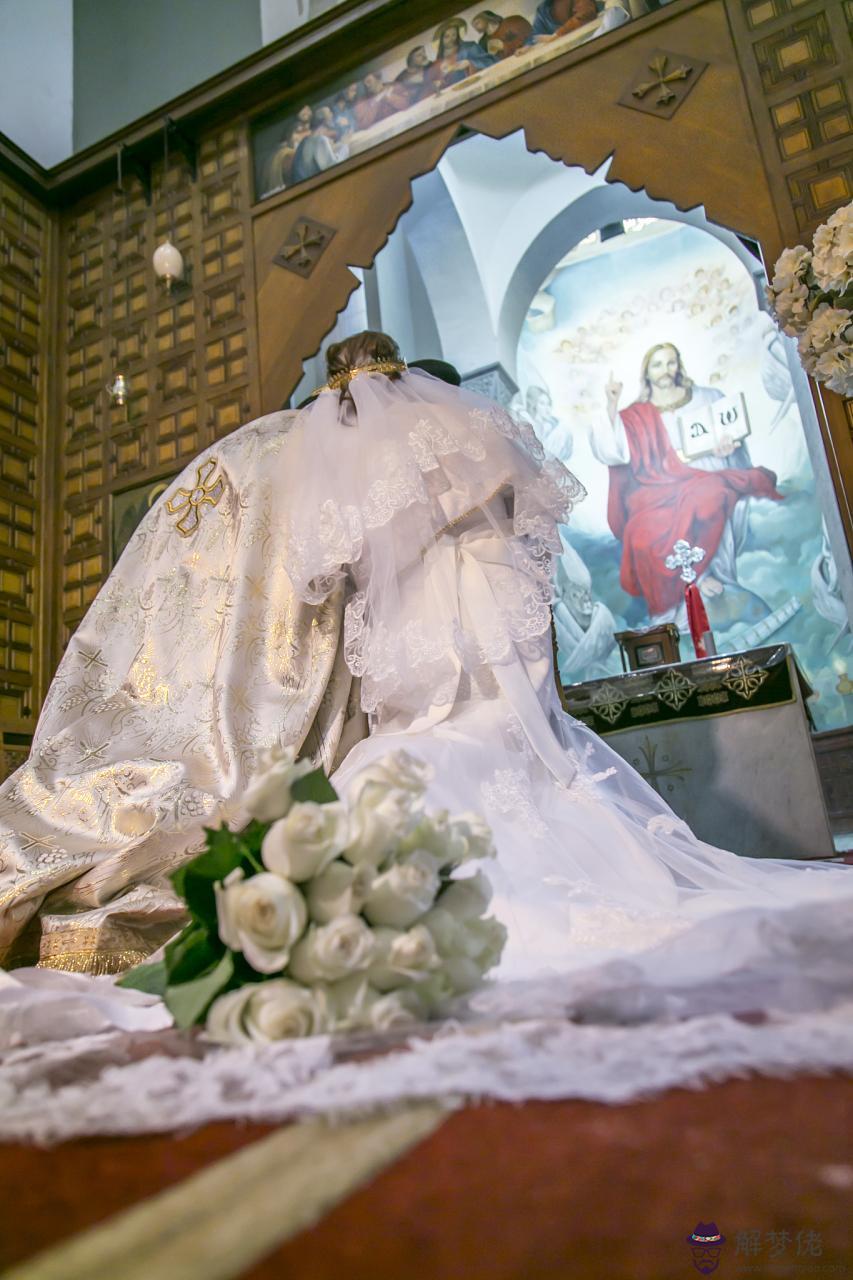 嫁娶擇吉日的正確方法 婚姻擇日的正確方法