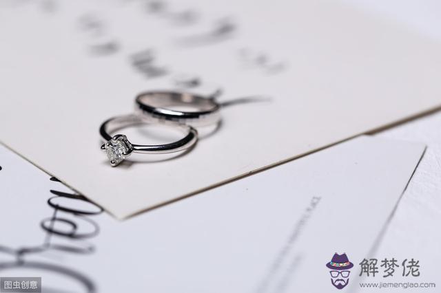 金牛座可以毀了獅子座，金牛男抵抗不了獅子女