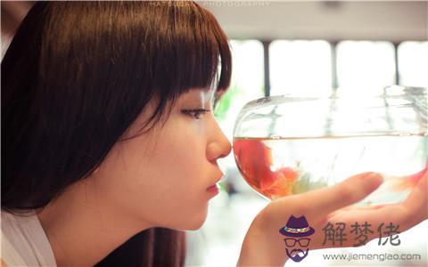 和水瓶最配的星座女,摩羯女配什麼星座男