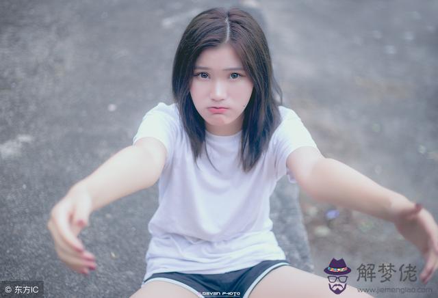 獅子男喜歡單純可愛的女孩嗎，獅子男把你當老婆的樣子