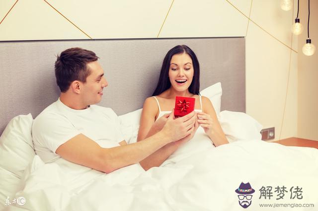 雙魚男把你當老婆的表現,已婚雙魚男遇到真愛的表現