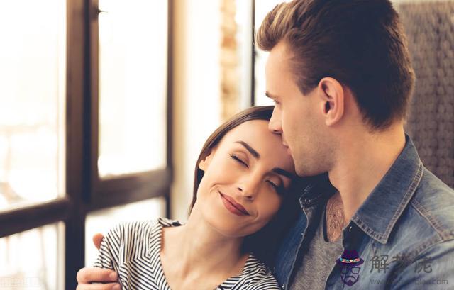 獅子座情人會真心嗎，獅子座男人你越不理他