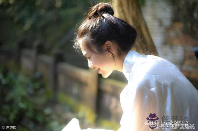 雙魚男喜歡你的征兆知乎，雙魚男最反感哪種女人