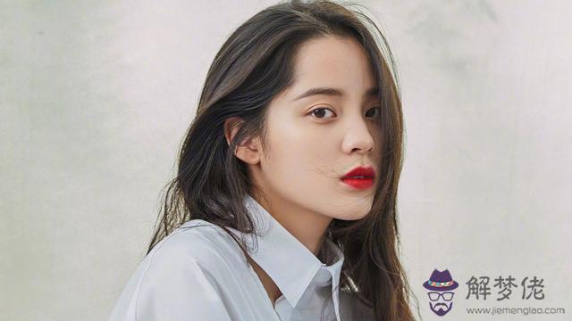更時尚的星座女，衣品很棒的星座女