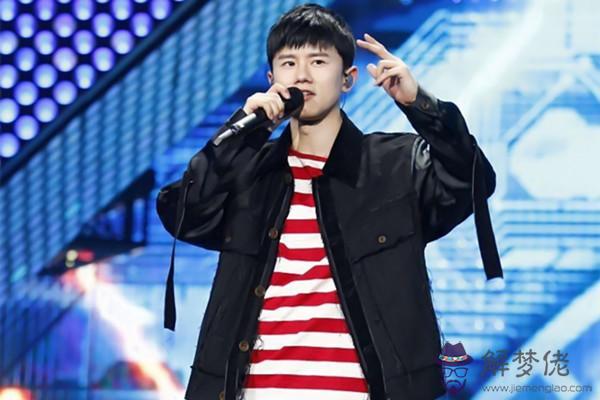 星星歌詞翻譯中文，星星歌詞翻譯中文諧音