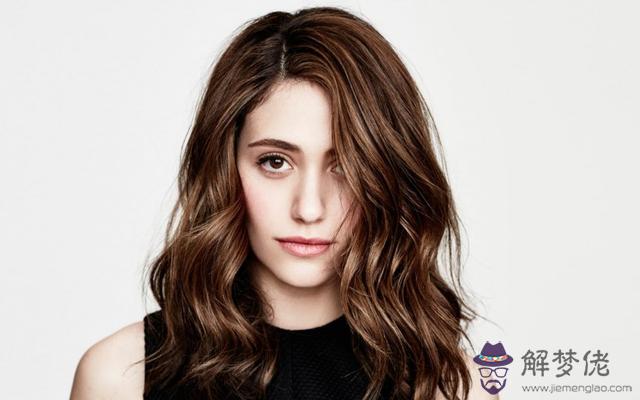 十二星座最深情最專一的星座，愛你才會碰你的星座男