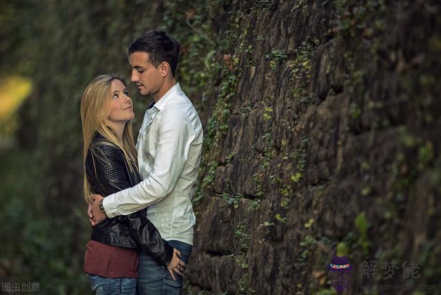 命中注定在一起的星座，十二星座注定被誰吸引