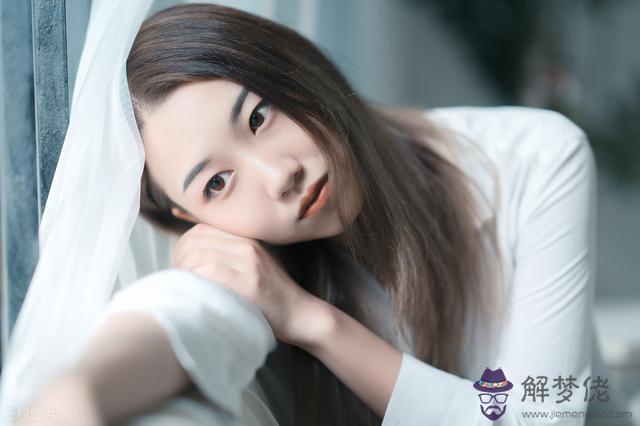 獅子男認定你當老婆表現，獅子男越愛越虐的原因