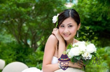 2、88龍男91羊女婚姻解析:88年屬龍男的和91年羊女相配不?