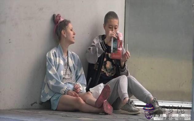3、76年龍女出軌的下場:76年龍女,2.22出生一生的命運