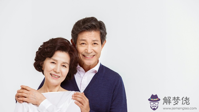 1、婚姻關系存續期間，夫妻一方生病，另一方不管不問是否可以起訴要求撫養。