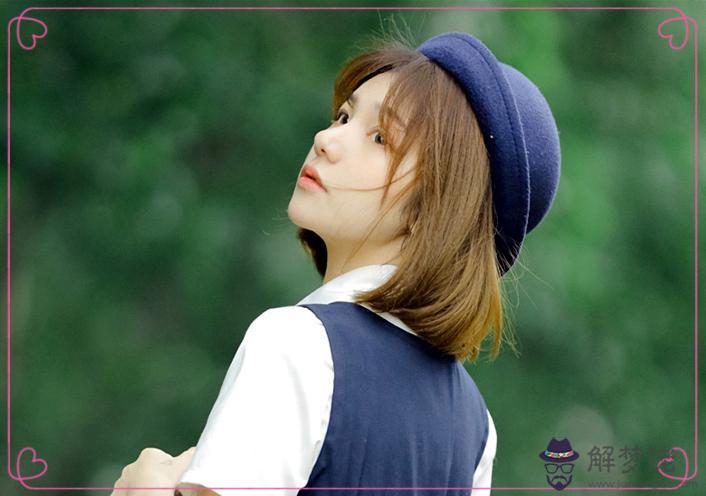 1、婚配問題：年屬狗的和年屬狗的婚配合適嗎？真的很喜歡，很愛對方的！
