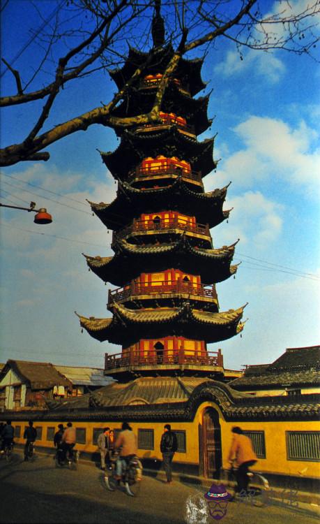 1、丁未日元婚配天干地支:請高手解八字：乾造丁卯年丁未月戊午日戊午時