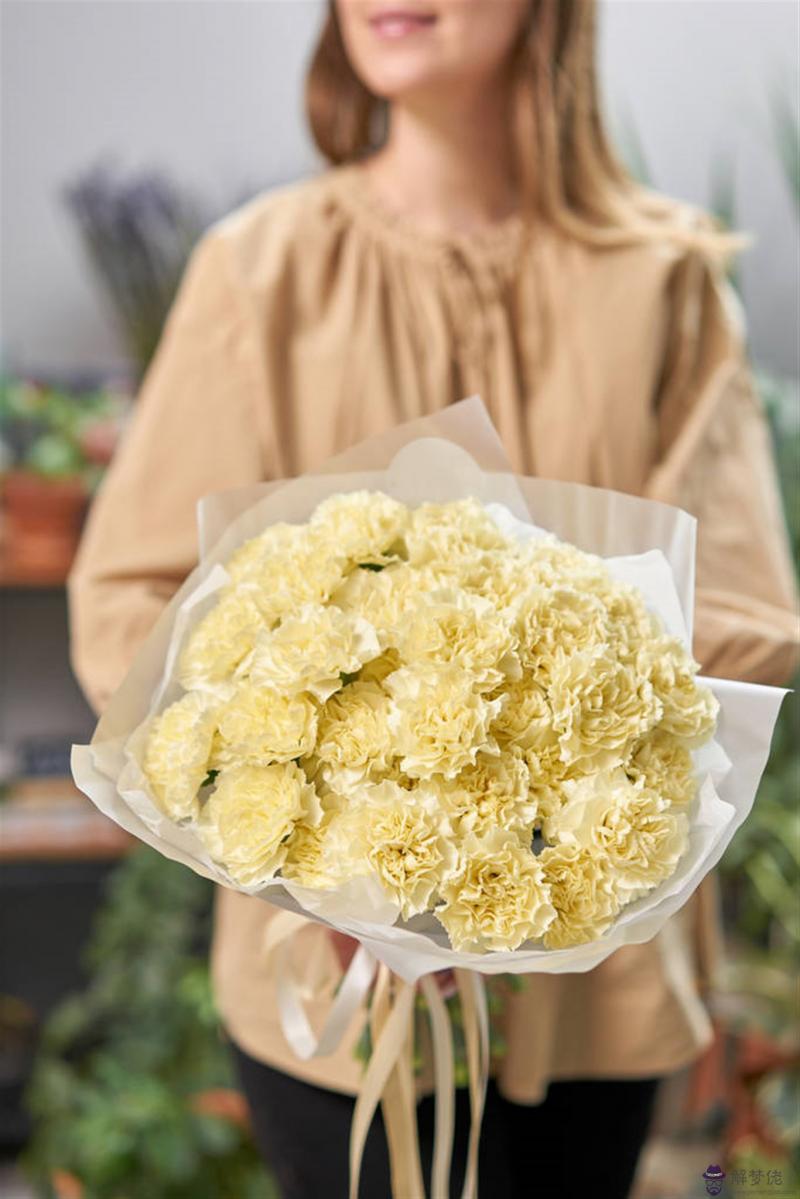 女孩什麼名字運氣好偏財運好 十年偏財運是什麼意思