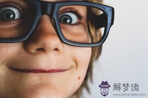 牛寶寶男孩取小名大全2021款：牛寶寶小名大全2021洋氣