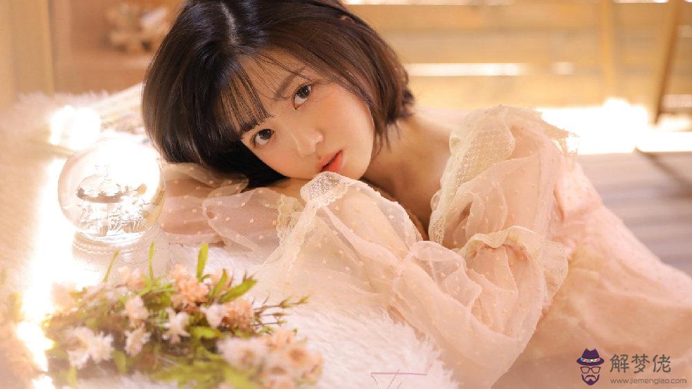 1985屬牛36歲本命年女婚姻：1985屬牛女的一生婚姻