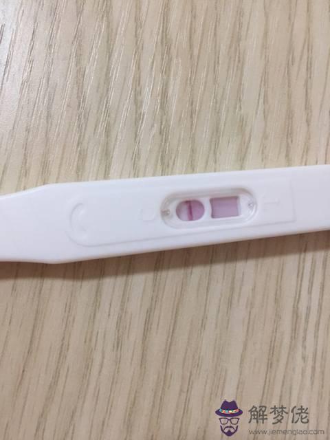 驗孕棒上一條深一條特別淺：驗孕試紙一淺一深圖解圖