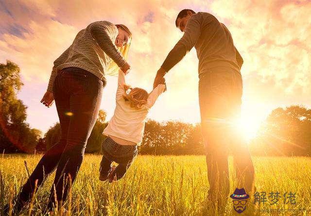 一胎男孩二胎女孩癥狀:頭胎女孩二胎男孩反應會有區別嗎,有哪些