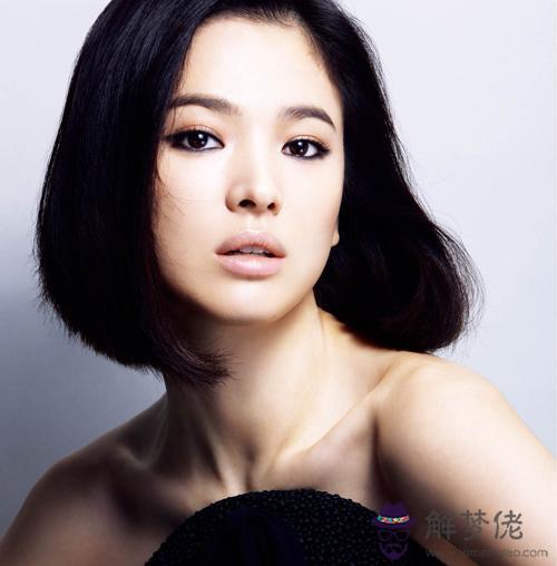 屬鼠男人容易動情嗎:1972年屬鼠的婚姻感情