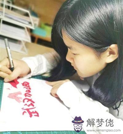 給學生寫一封關于疫情的信:寫給先烈的一封信 500字