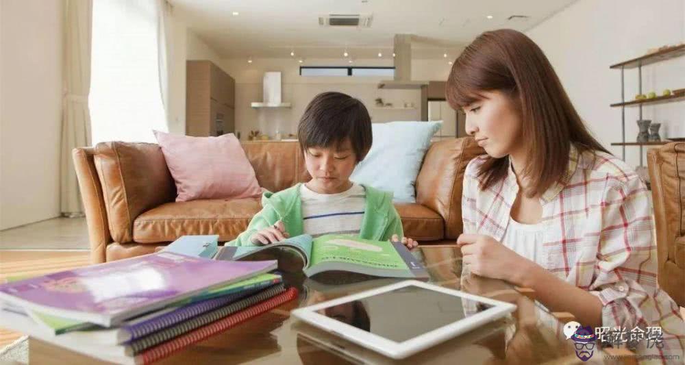 八字金旺的女人漂亮:什麼八字的女人是非常有吸引力的