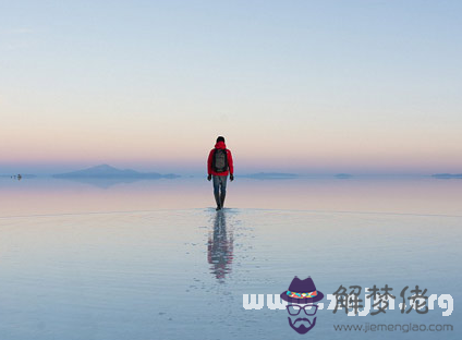 夢見水是什麼意思:做夢同時夢到水和火是什麼意思?