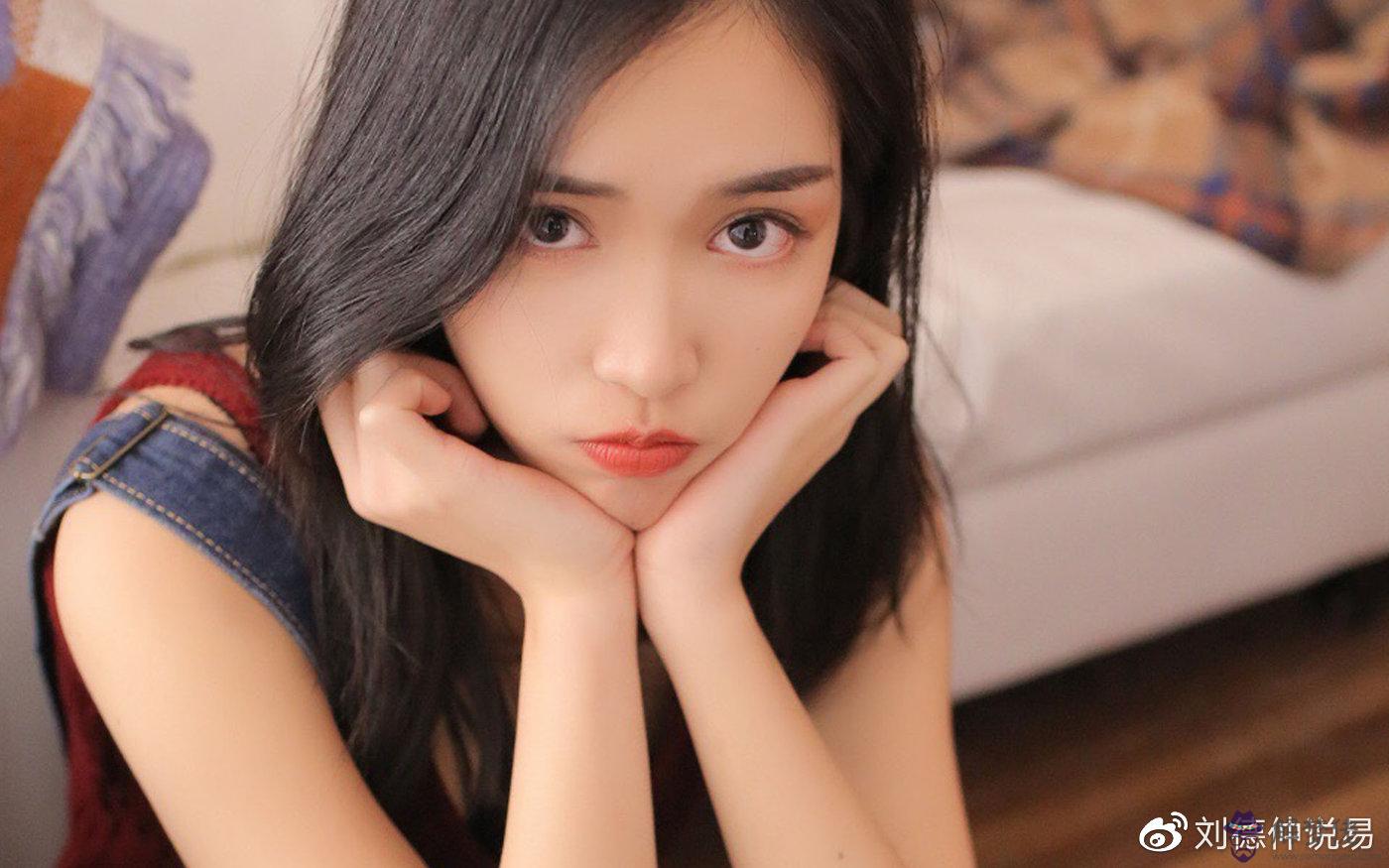 八字為妾命的女人:典型的重八字妾命?