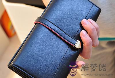 馬和蛇屬相相配嗎:十二生肖中蛇和馬能配嗎?