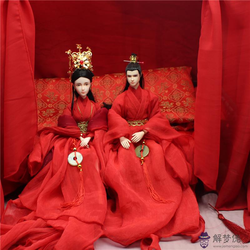 夢到自己參加別人婚禮:夢見參加別人婚禮是怎麼回事?