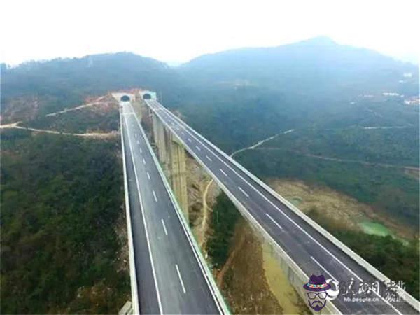 湖北高速封路最新消息:出湖北高速路口封路了嗎?